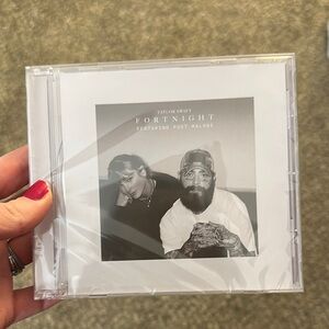 Taylor Swift Fortnight CD